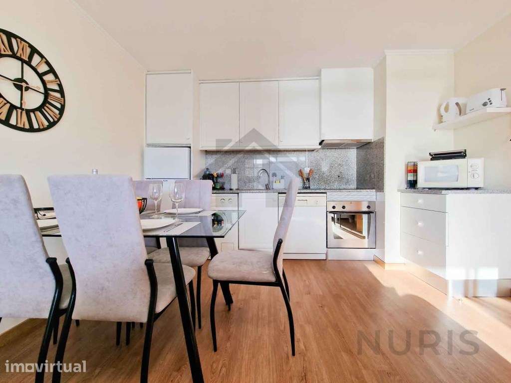 Apartamento T1 para Venda na Praia da Rocha - Grande imagem: 3/24