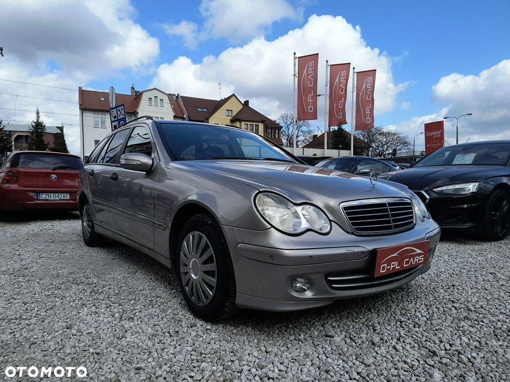 Mercedes-Benz Klasa C 200 CDI Classic - 26