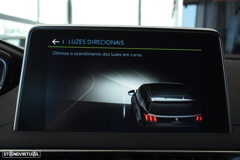 Peugeot 3008 1.6 Hybrid4 GT e-EAT8 - 29