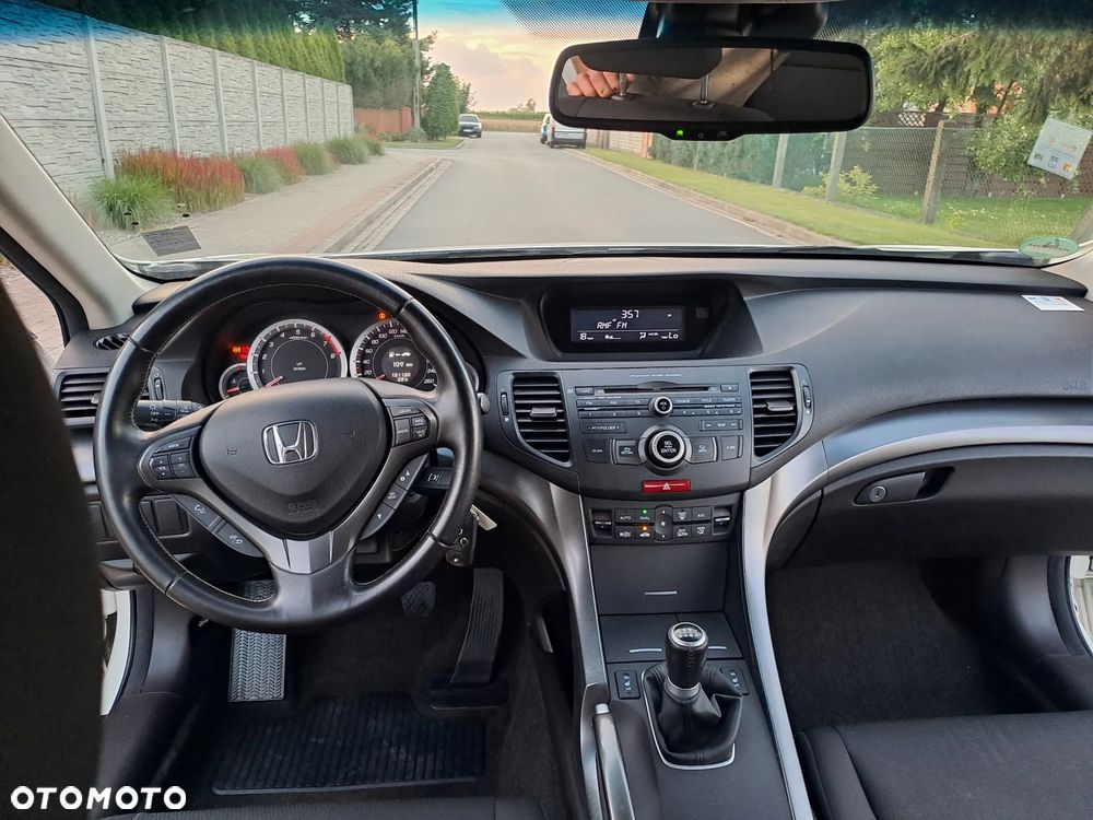 Honda Accord 2.0 50 Jahre Edition - 33