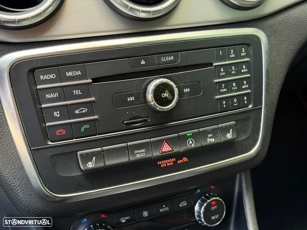 Mercedes-Benz CLA 220 d Shooting Brake AMG Line Aut. - 17