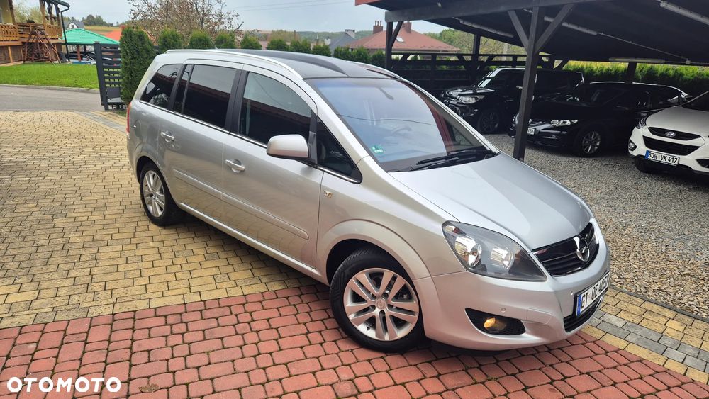 Opel Zafira 1.8 Easytronic Cosmo - 2