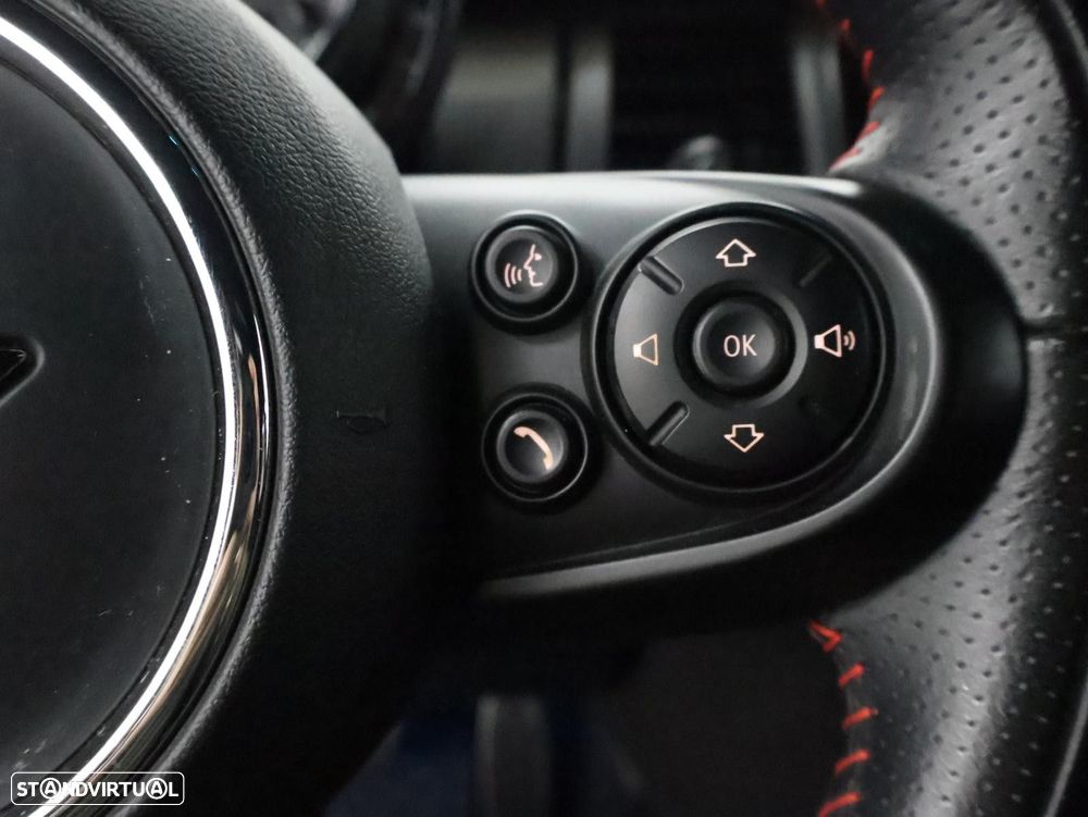 MINI 5 Portas Cooper Auto - 19