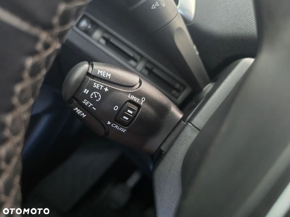 Peugeot 3008 - 27