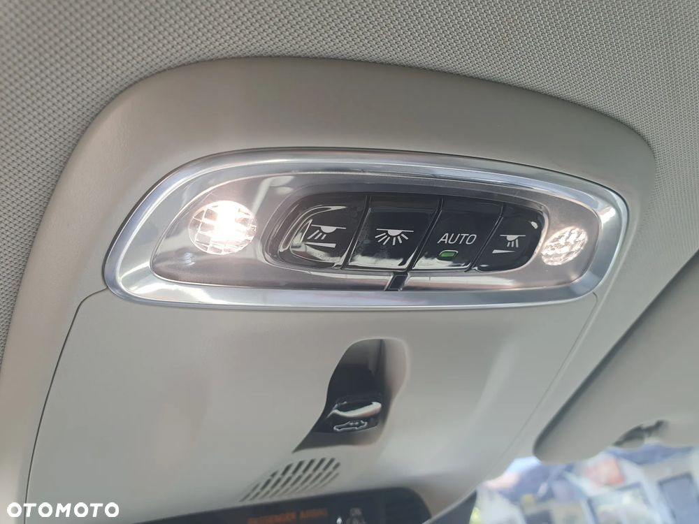 Volvo XC 60 T6 AWD Geartronic Inscription - 17