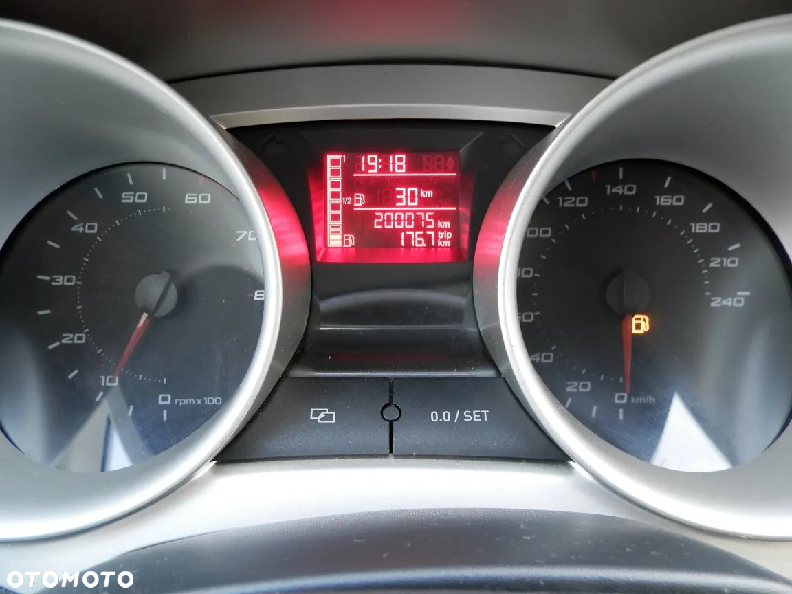 Seat Ibiza 1.4 16V Sport - 6