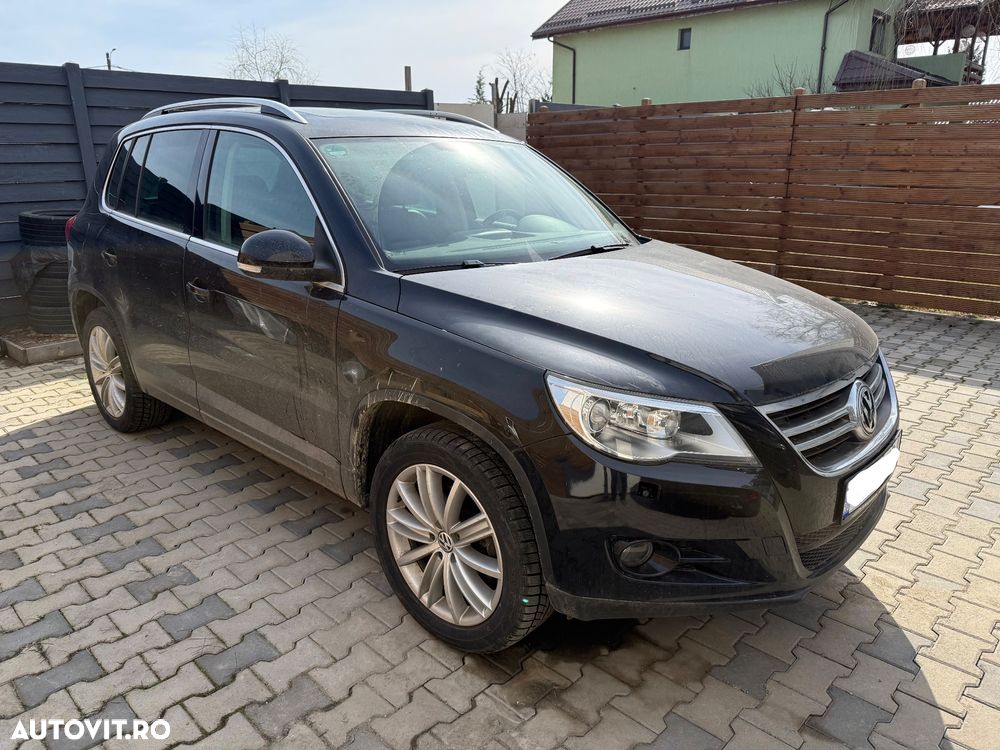 Volkswagen Tiguan - 5