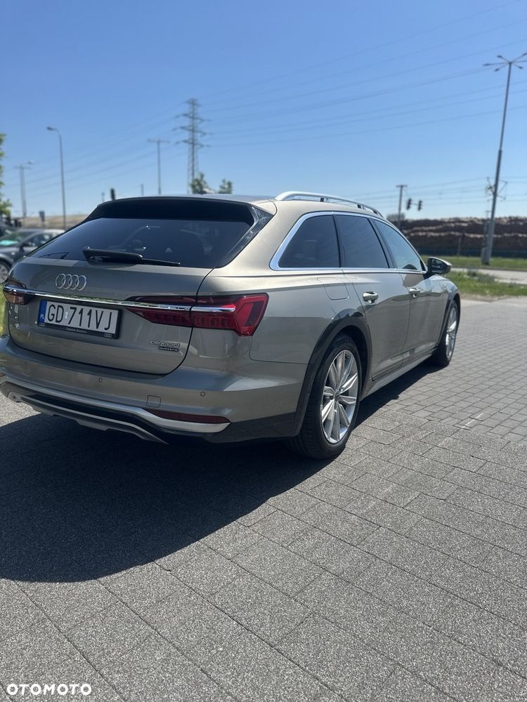 Audi A6 Allroad - 10