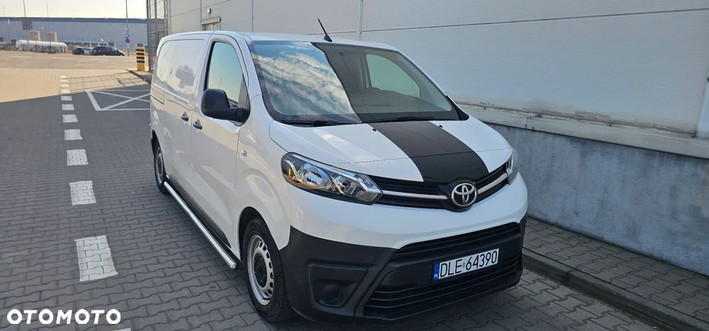 Toyota Proace - 1