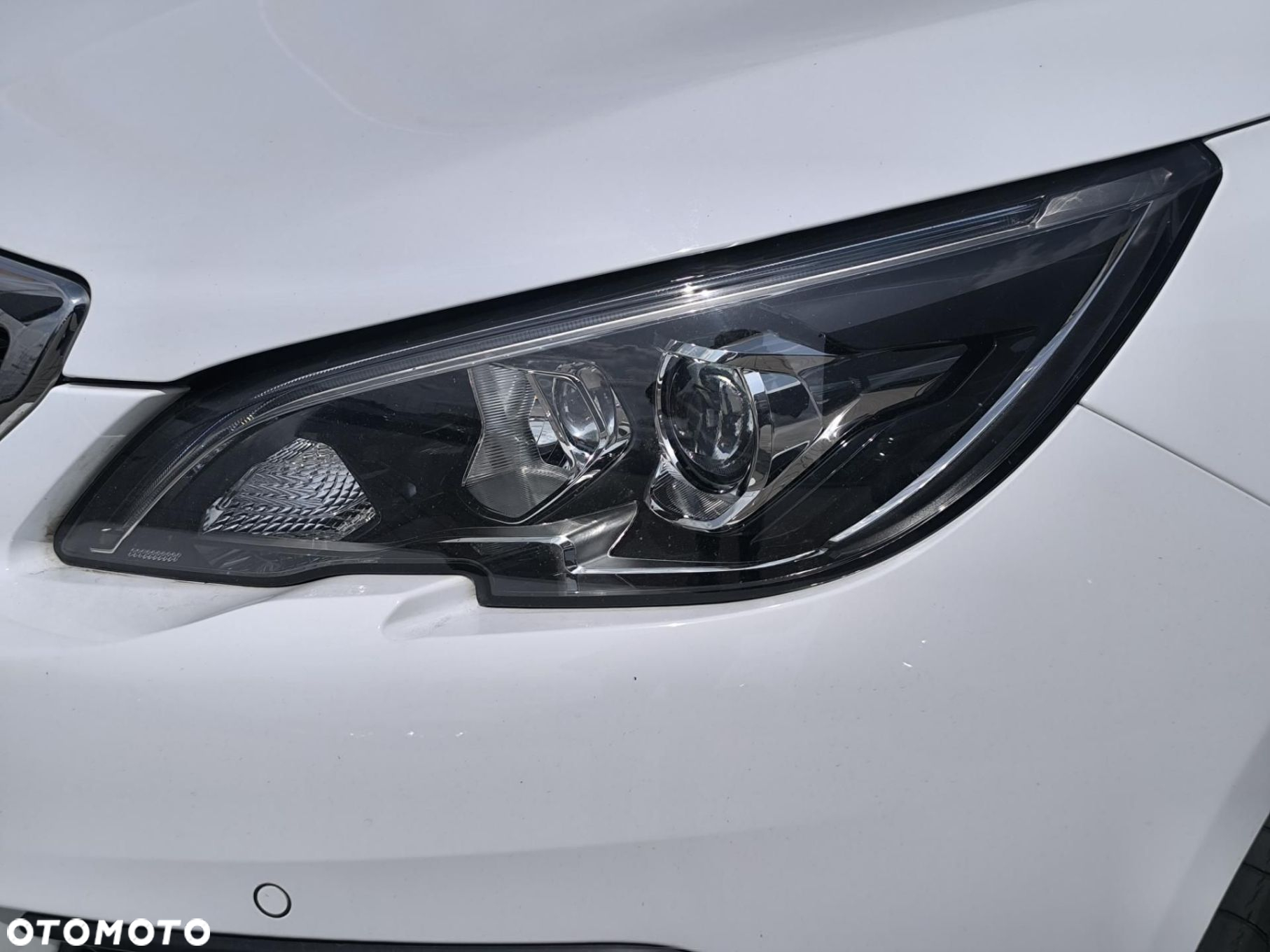 Peugeot 308 1.2 PureTech GPF Allure S&S EAT8 - 9