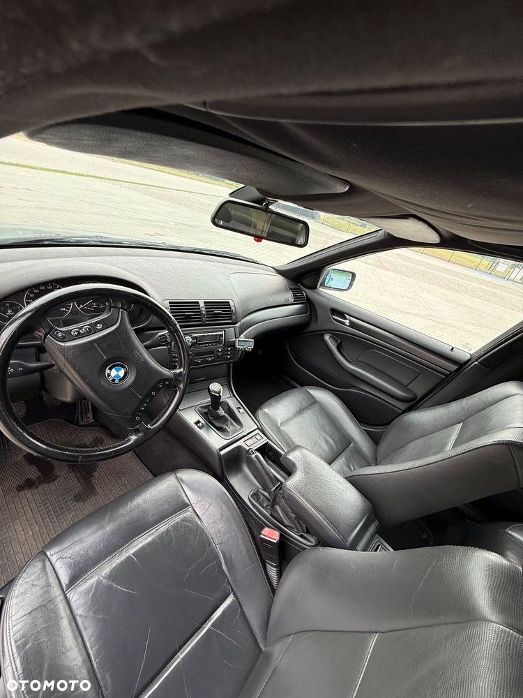 BMW Seria 3 318d - 14