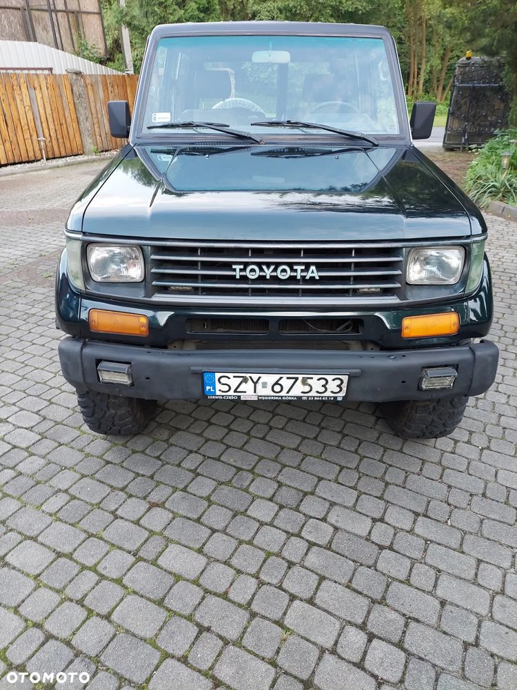 Toyota Land Cruiser KJ70 - 11