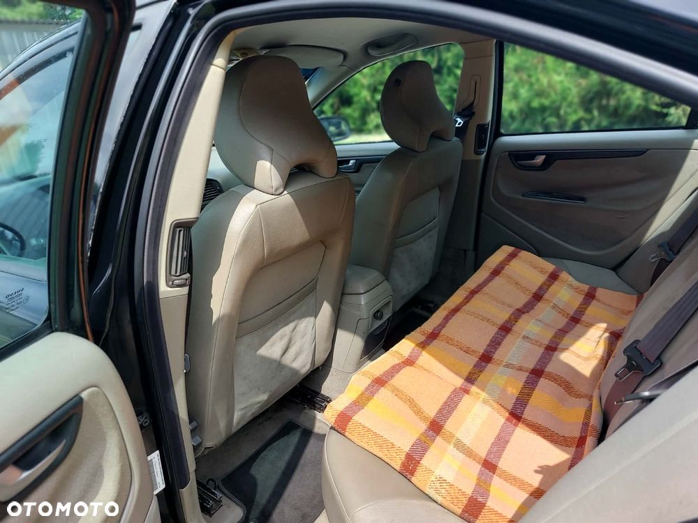 Volvo S60 2.4i - 8