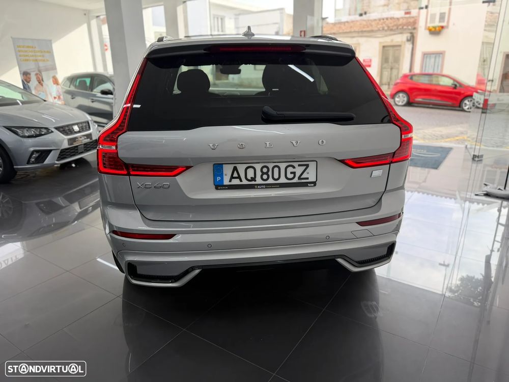 Volvo XC 60 2.0 T6 PHEV R-Design Expression AWD - 55