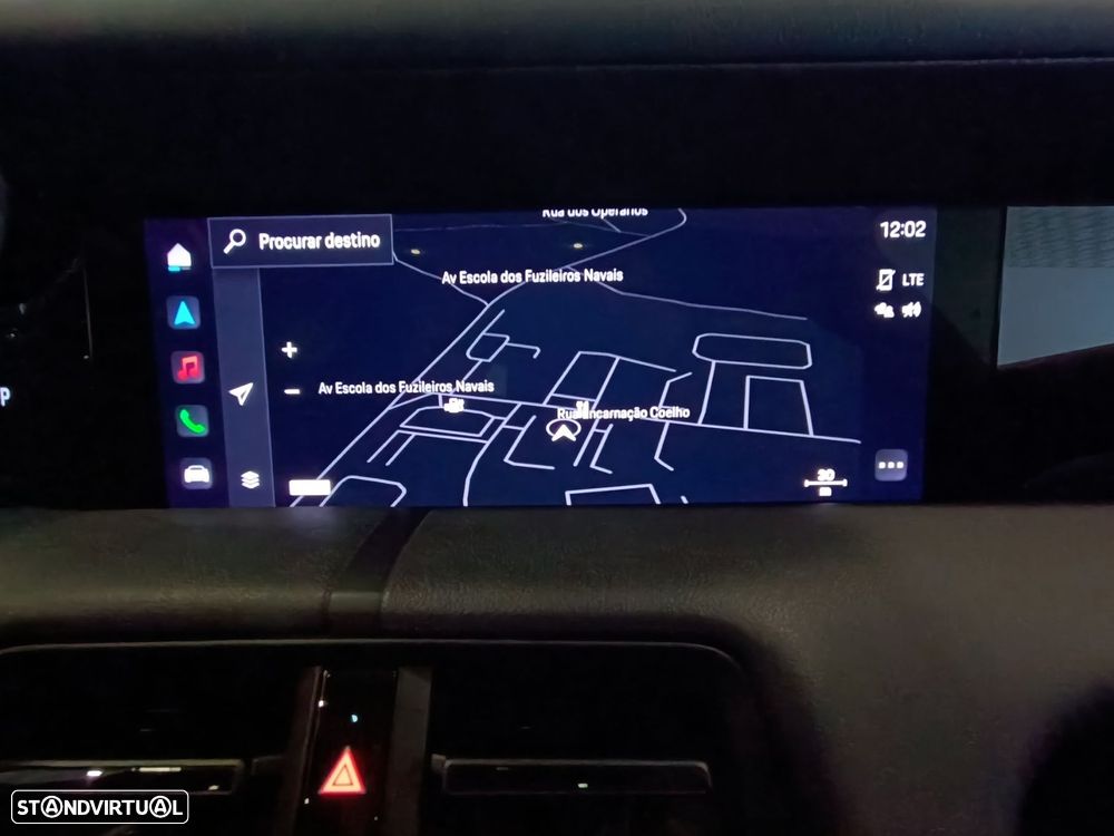 Porsche Taycan 4 - 21