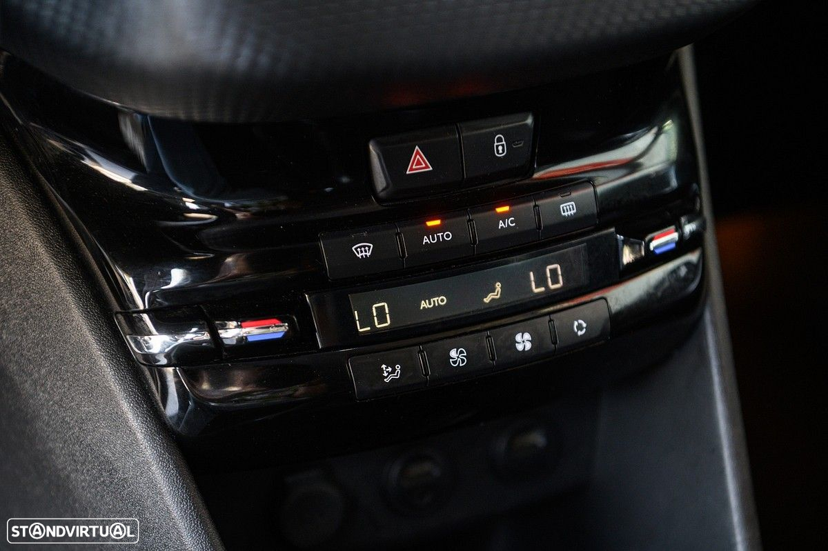 Peugeot 2008 1.6 e-HDi Allure - 37