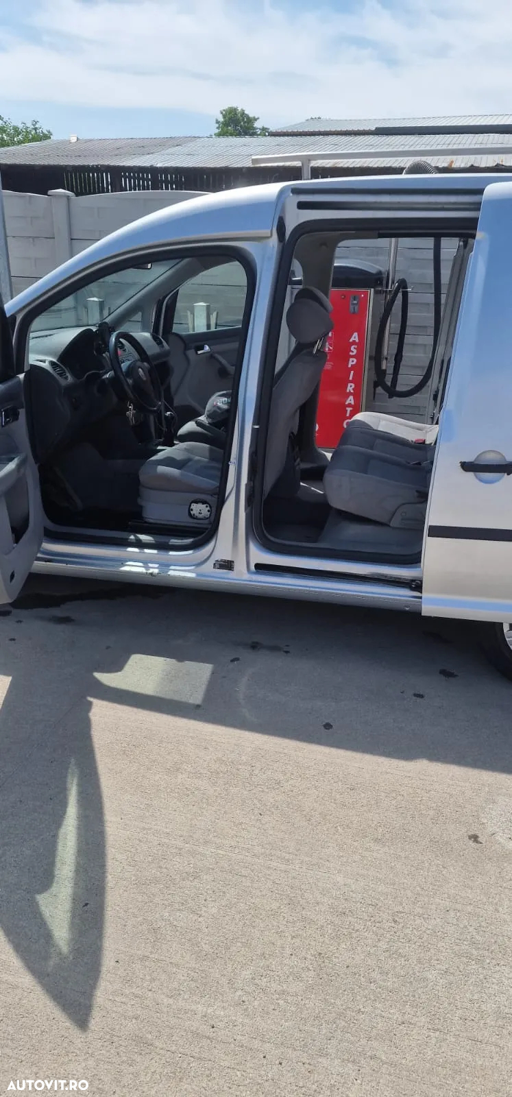 Volkswagen Caddy 1.9 TDI DPF 4MOTION Life (5-Si.) - 5