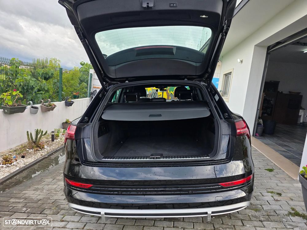 Audi e-tron 55 quattro S line - 33
