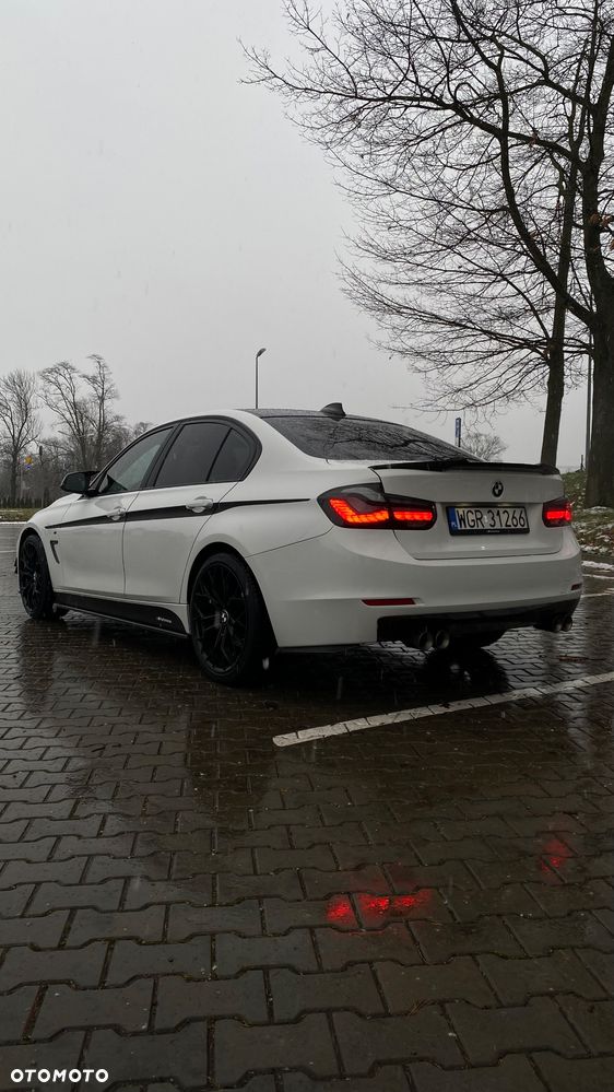 BMW Seria 3 - 23
