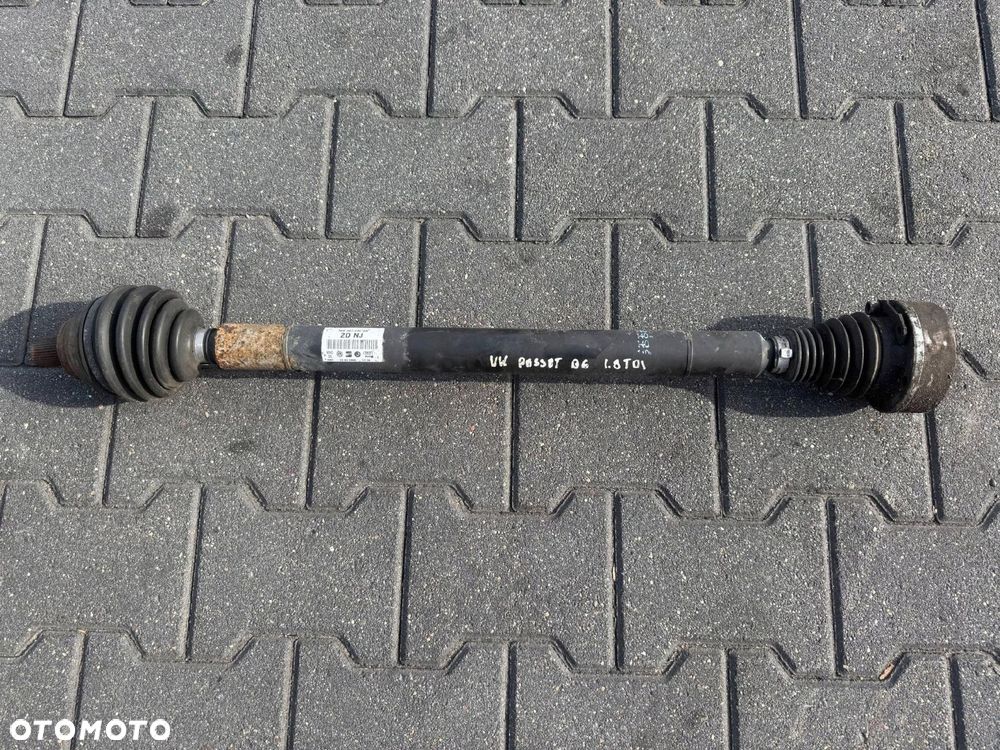 PÓŁOŚ PRAWA PRZÓD 1.9 TDI VW AUDI SEAT SKODA 1K0407272DN