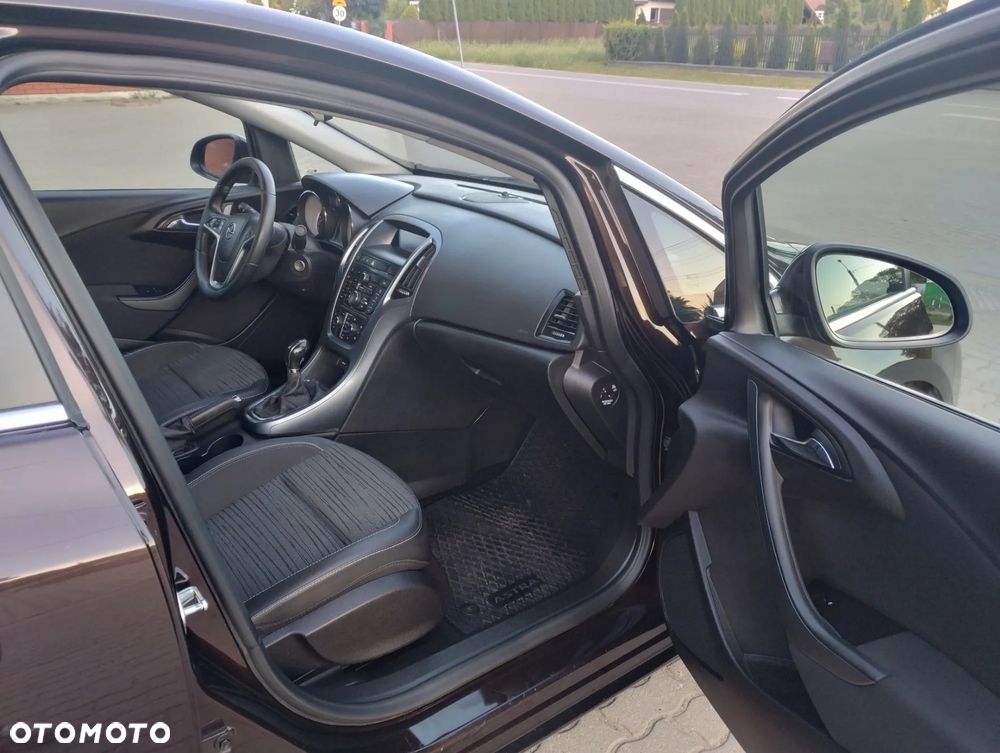 Opel Astra - 10