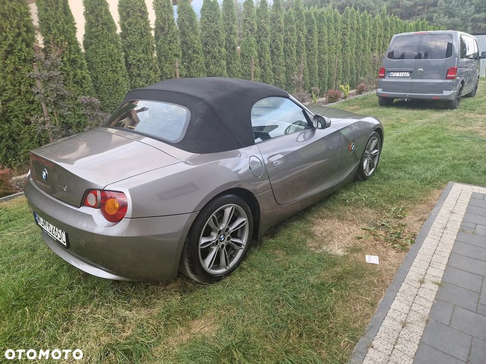 BMW Z4 2.2i - 8