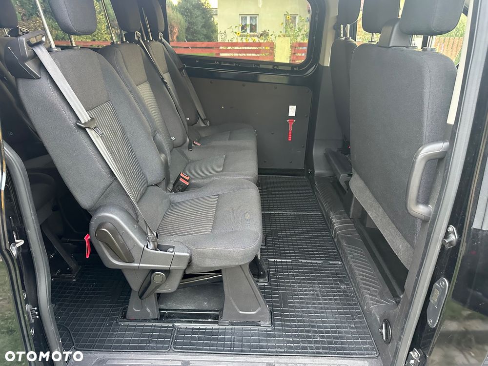 Ford Transit Custom 310 L2H1 Limited - 13