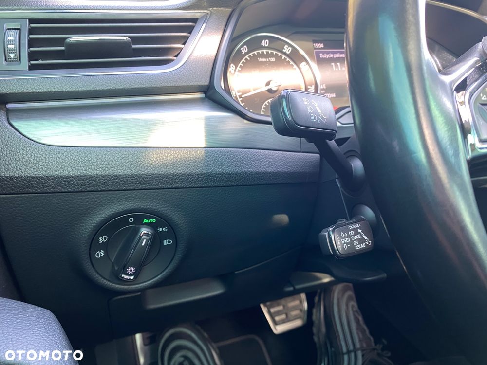 Skoda Superb Combi 2.0 TSI 4x4 DSG Style - 12