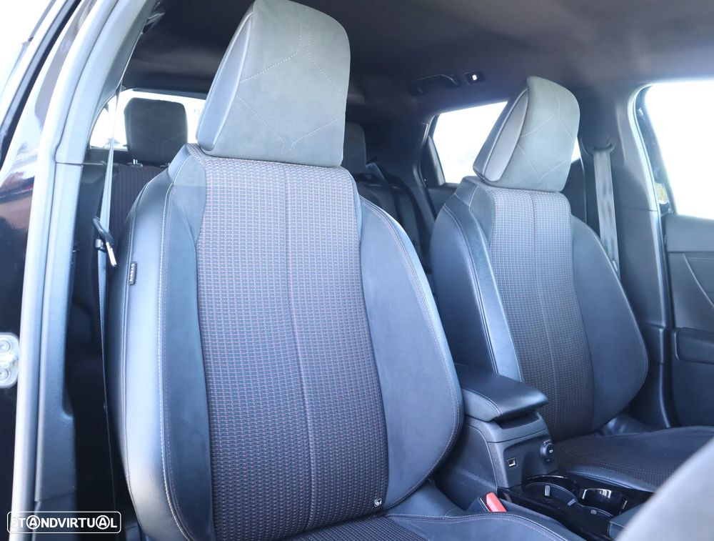 DS DS3 Crossback PureTech 130 Aut. PERFORMANCE LINE - 4