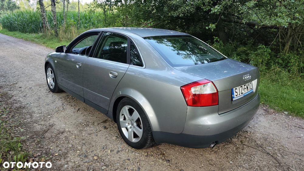 Audi A4 3.0 Quattro - 5