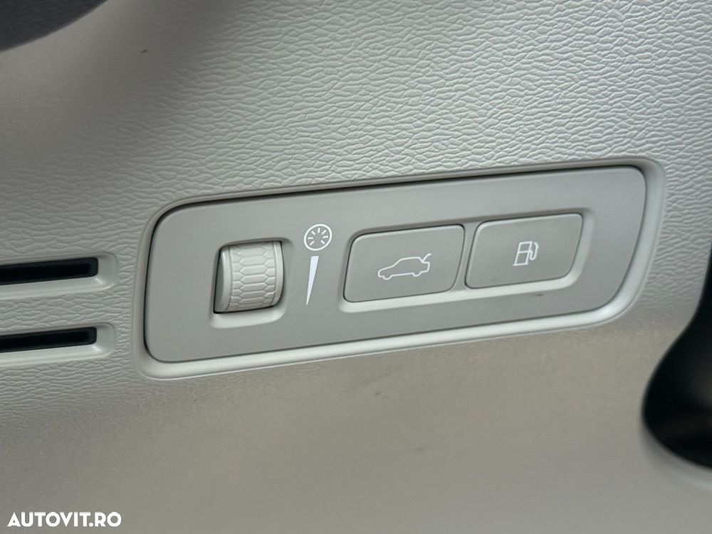 Volvo XC 40 Recharge T5 Twin Engine AT7 Inscription - 16
