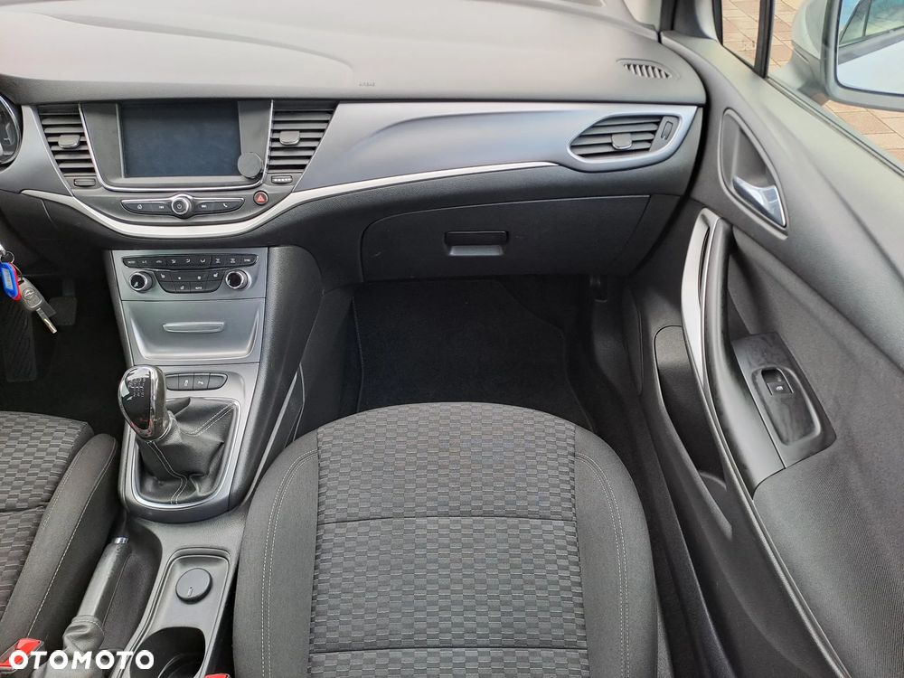 Opel Astra - 18