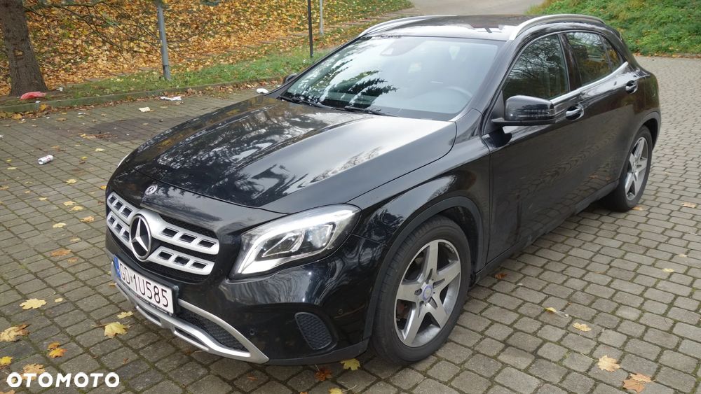 Mercedes-Benz GLA ver-200-7g--dct-activity-edition - 2