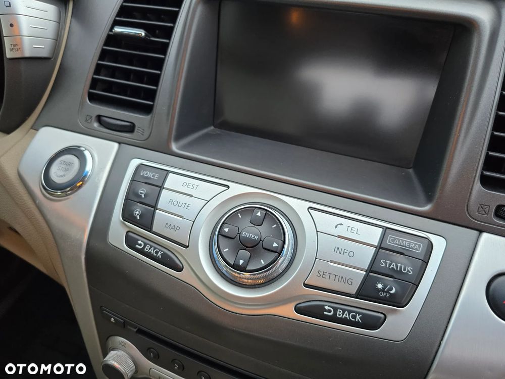 Nissan Murano 2.5 D Premium - 28