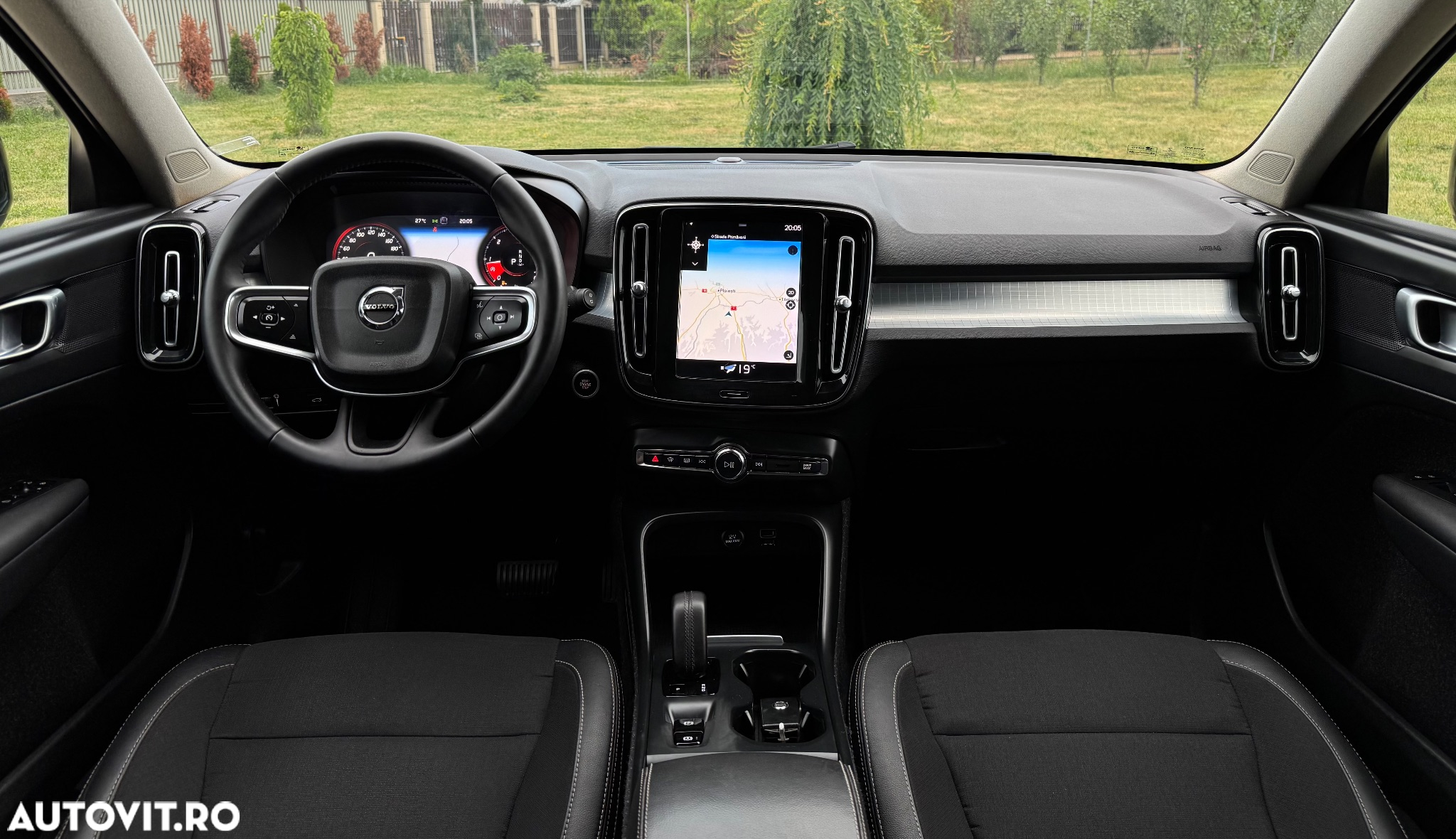 Volvo XC 40 D3 AWD Geartronic Momentum - 8