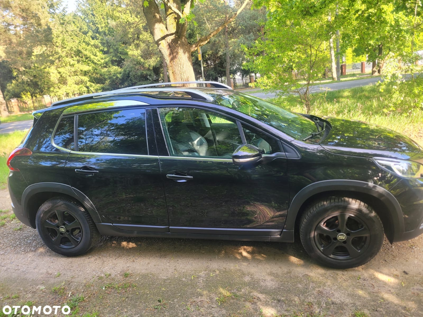 Peugeot 2008 1.5 BlueHDi Allure - 11