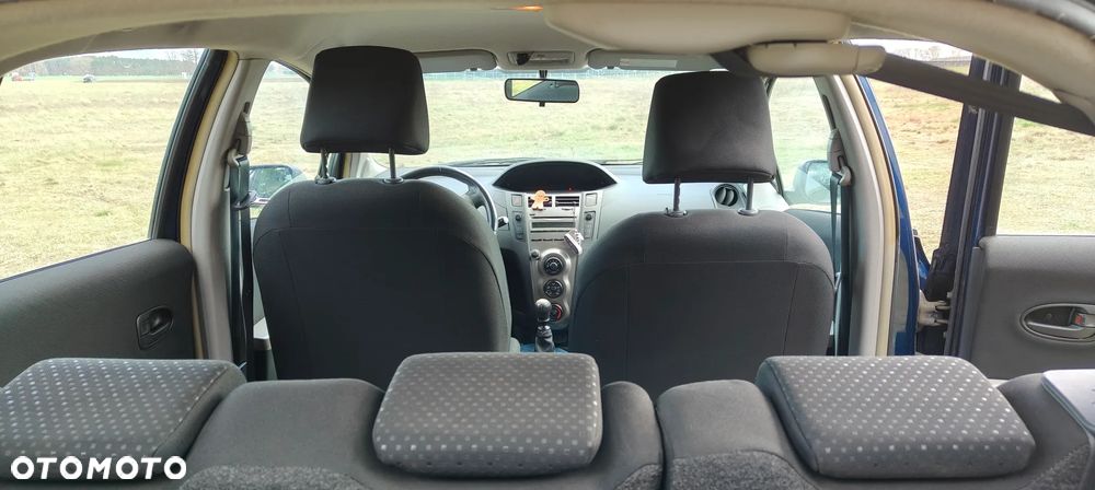 Toyota Yaris 1.33 Sol - 3