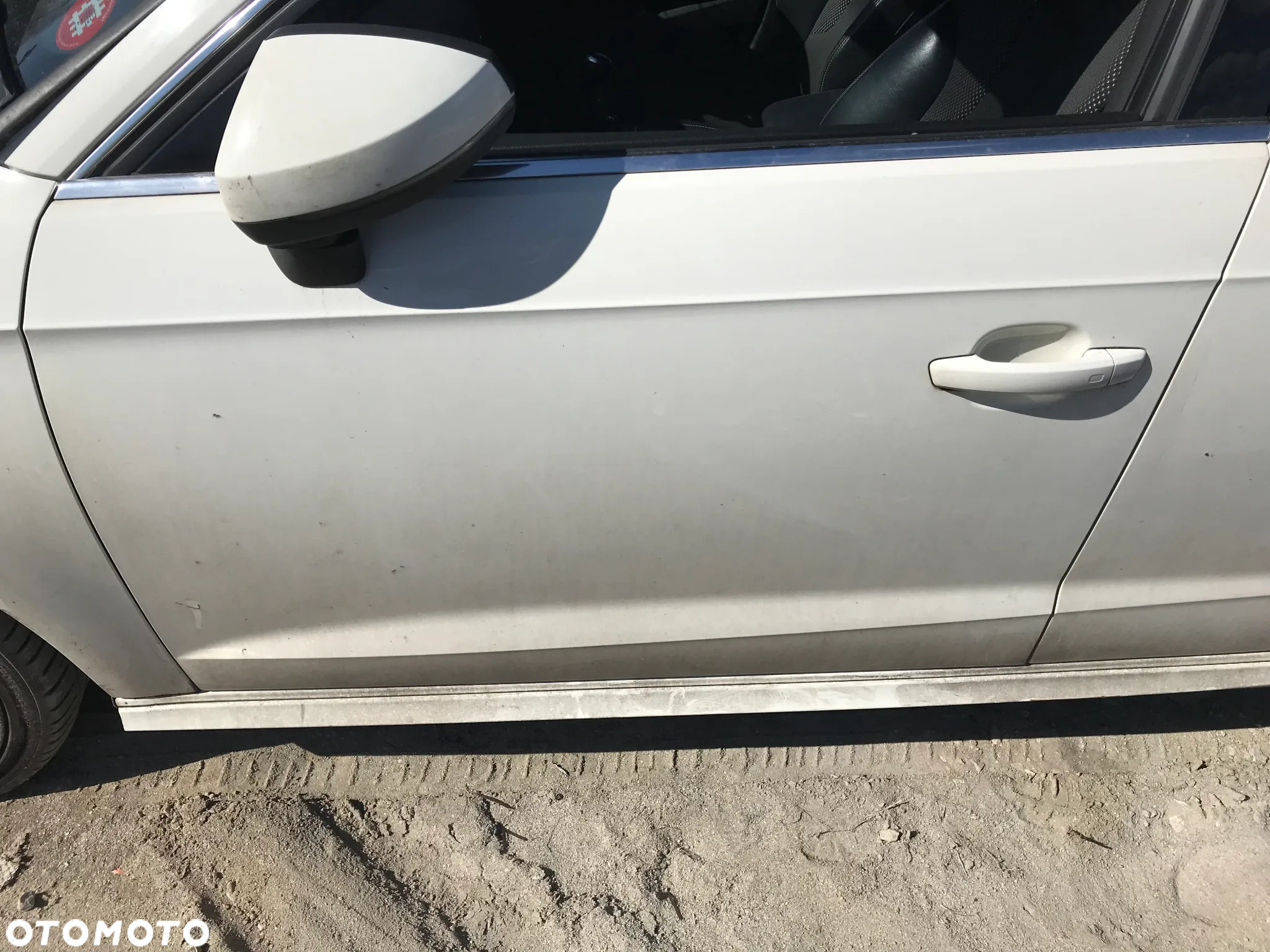 Audi A3 8V  Prog Listwa progowa  LY9K - 2