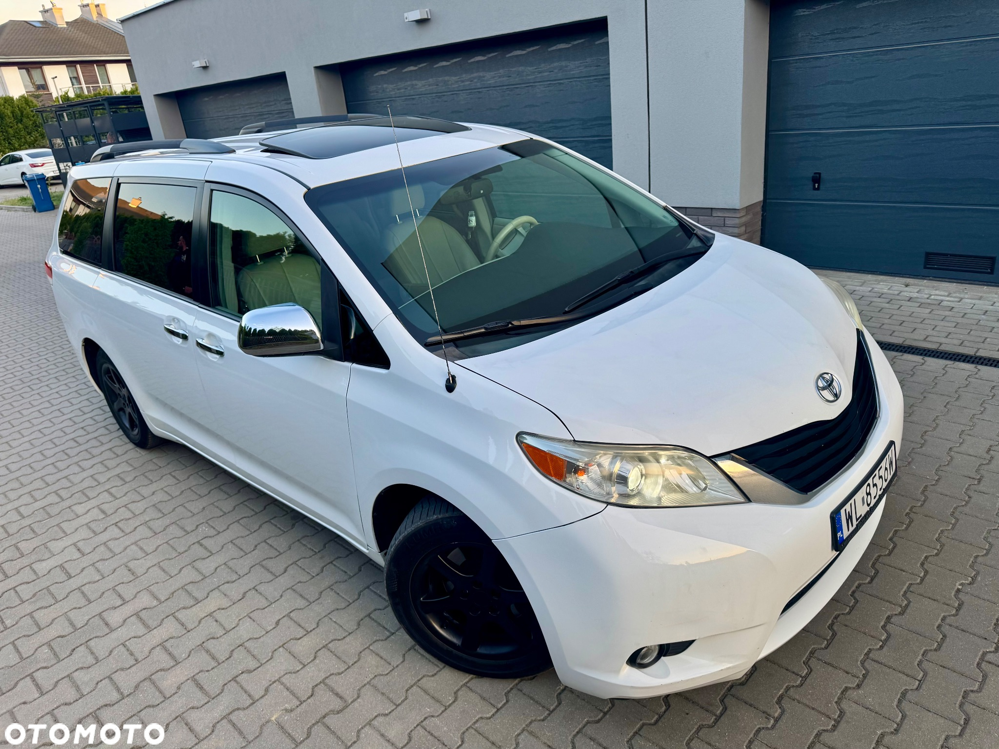 Toyota Sienna 3.5 V6 - 3