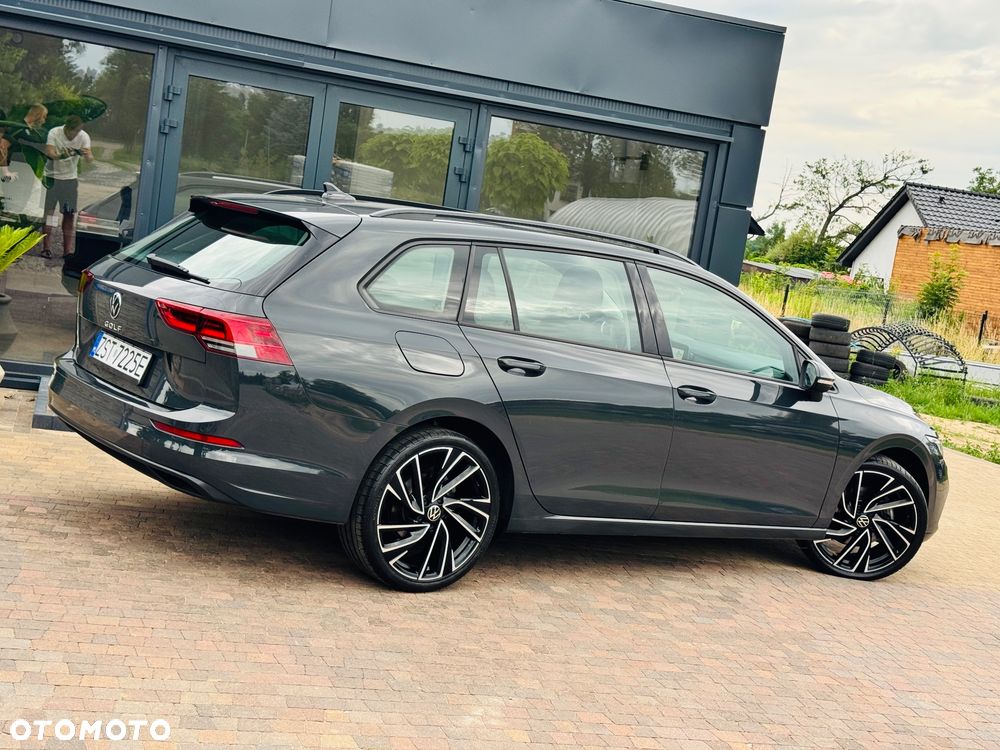 Volkswagen Golf - 33