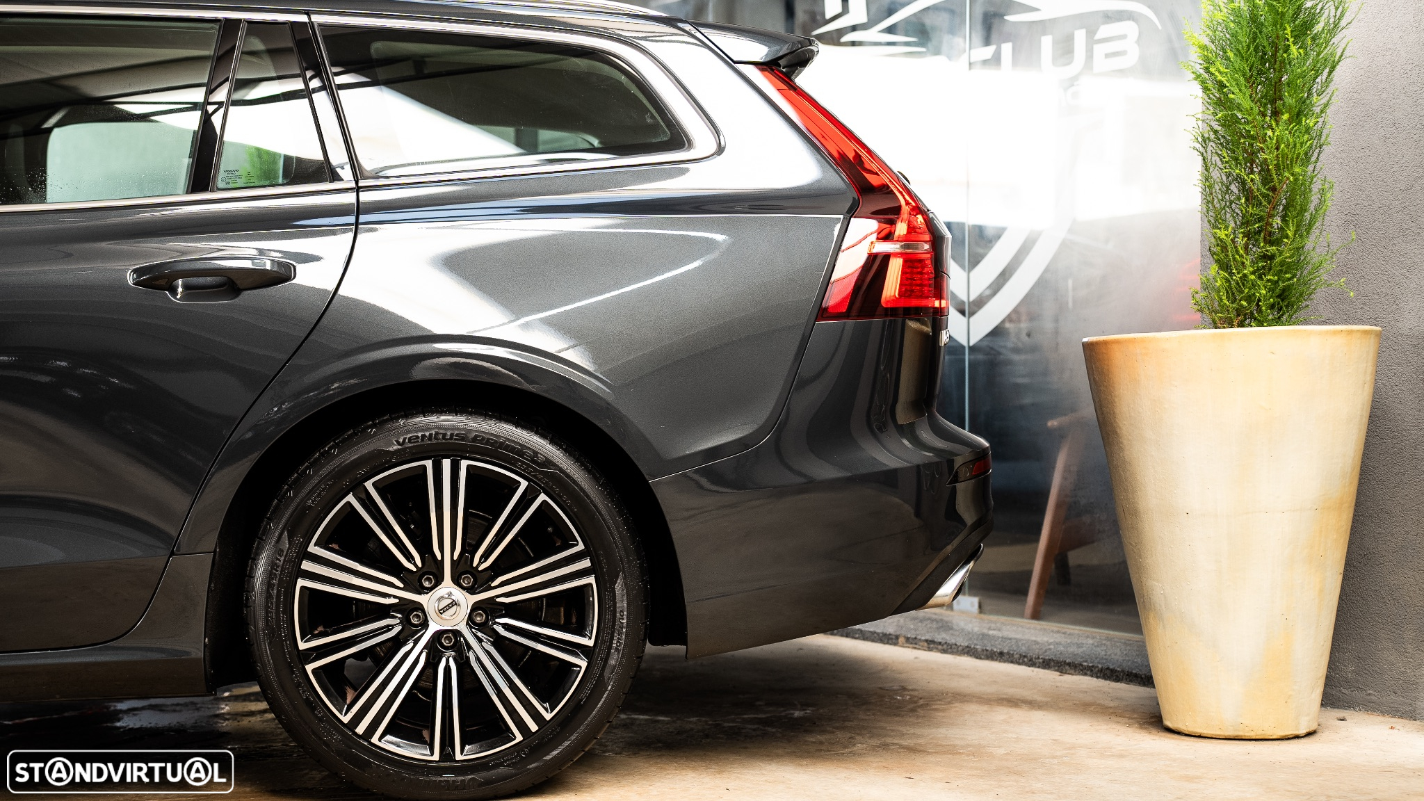 Volvo V60 2.0 D4 Inscription Geartronic - 10