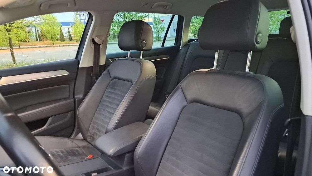 Volkswagen Passat Variant 2.0 TDI SCR 4Motion DSG (BMT) Highline - 6