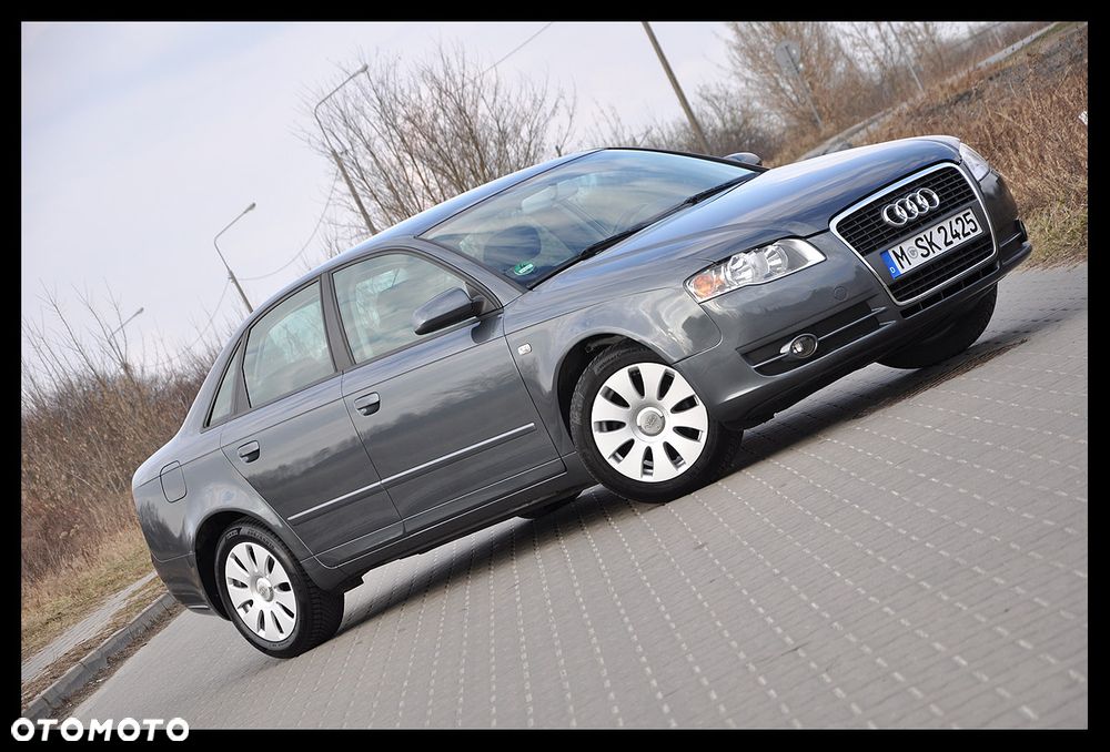Audi A4 Limousine - 2