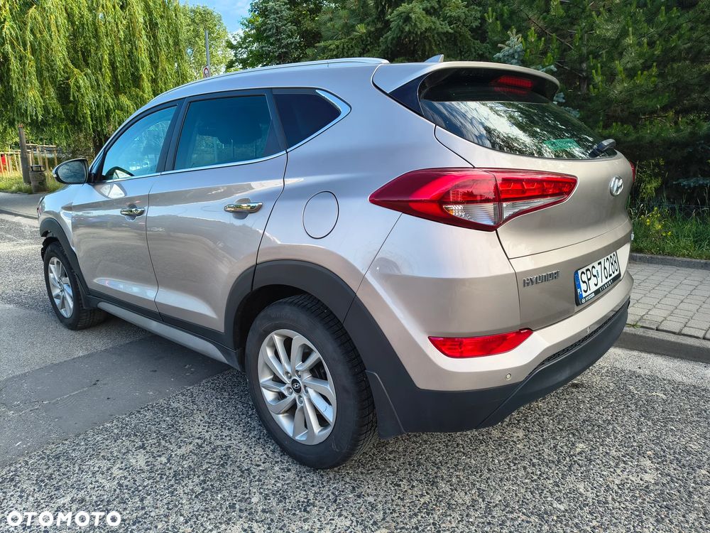Hyundai Tucson 1.6 GDI BlueDrive Style 2WD - 4