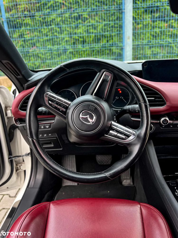 Mazda 3 - 4