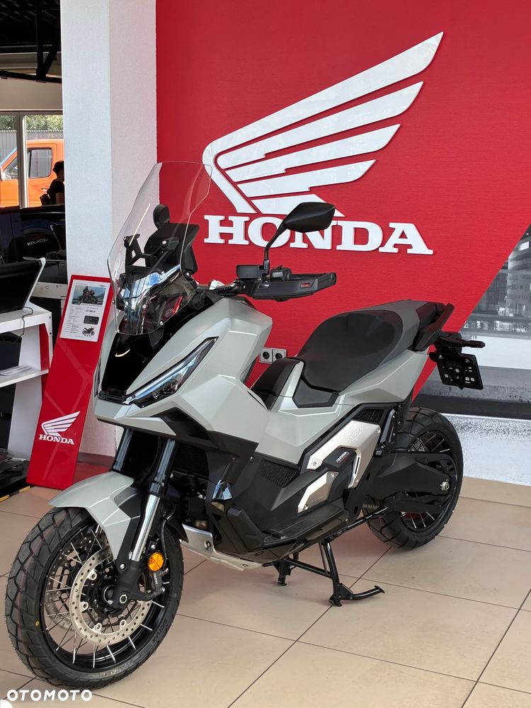 Honda X-ADV - 1