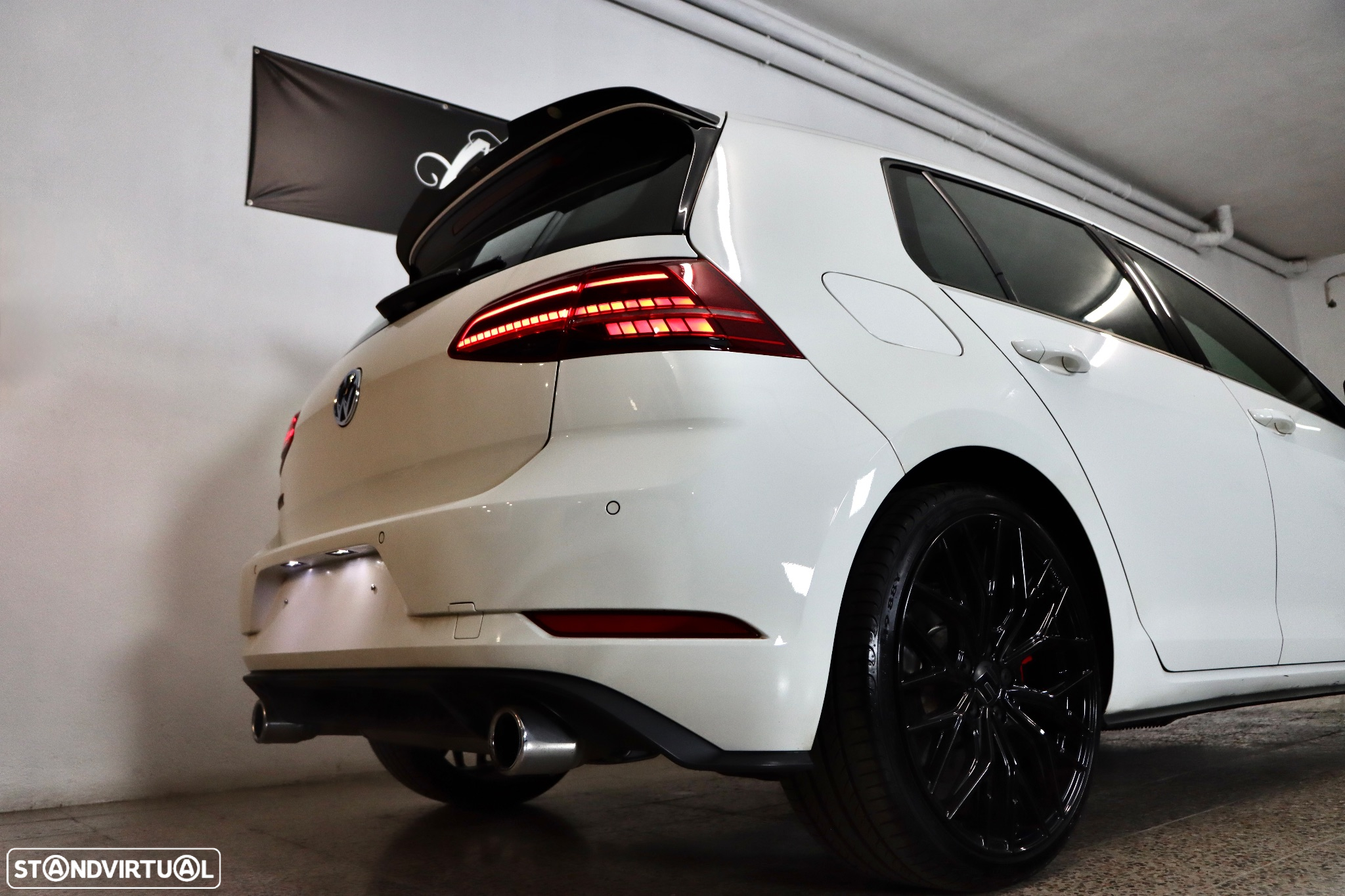 VW Golf 2.0 TSI GTI DSG Performance - 25