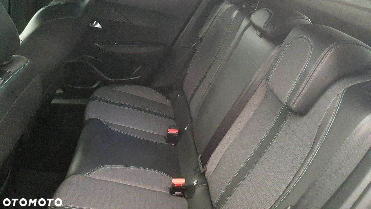 Peugeot 2008 - 21
