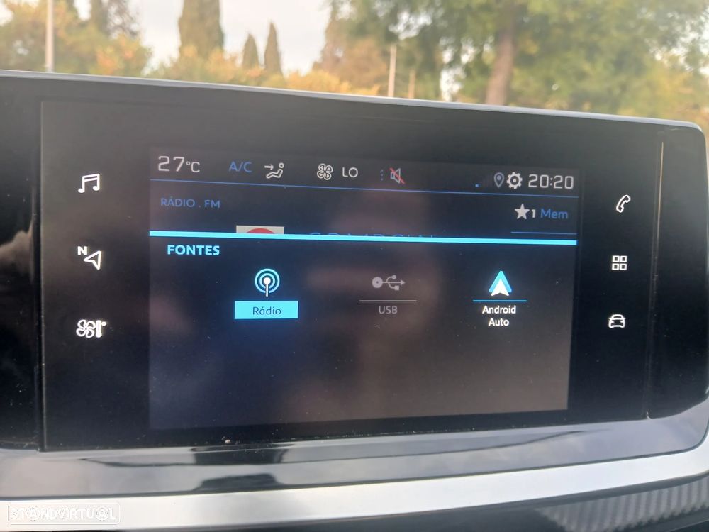 Peugeot 2008 1.2 PureTech Allure - 36