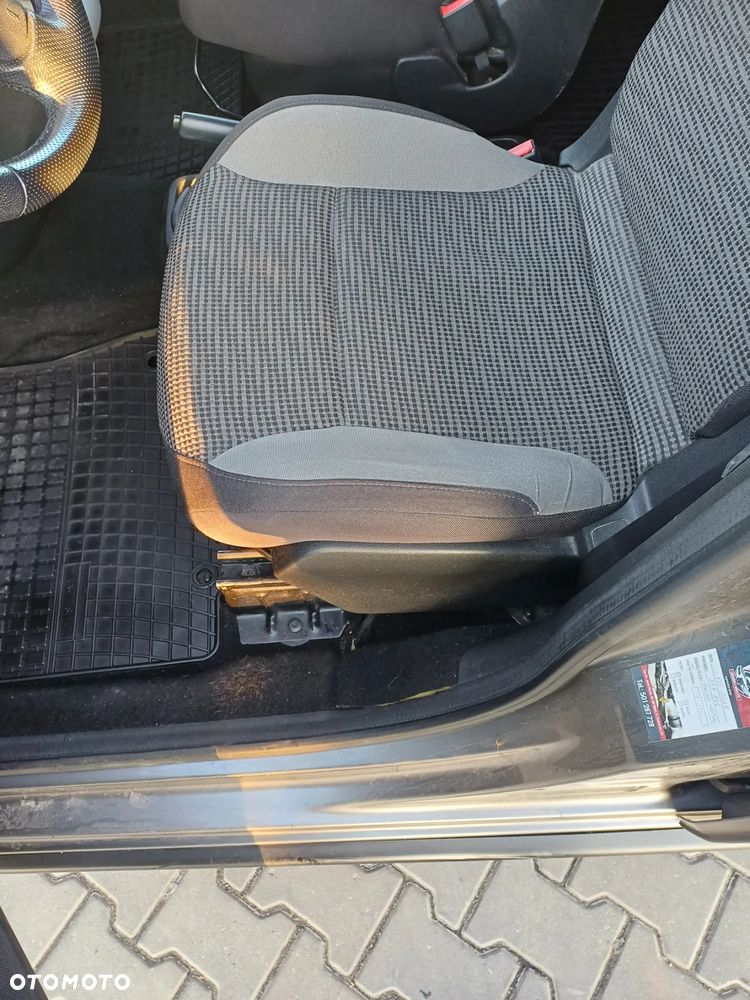 Peugeot Partner - 12